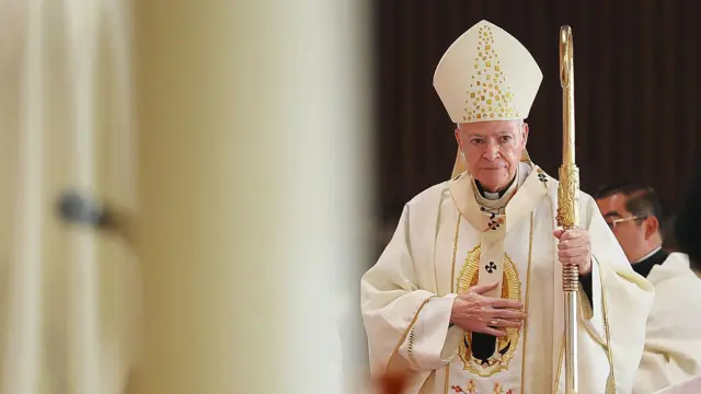 Carlos Aguiar Retes, ofició una misa por el fallecimiento del papa Francisco en la Basílica de Guadalupe, el 21 de abril de 2025, en Ciudad de México.
