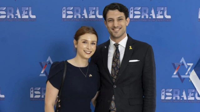 La embajada de Israel en Estados Unidos identificó a la pareja asesinada a tiros en Washington como Sarah Lynn Milgrim y Yaron Lischinsky.