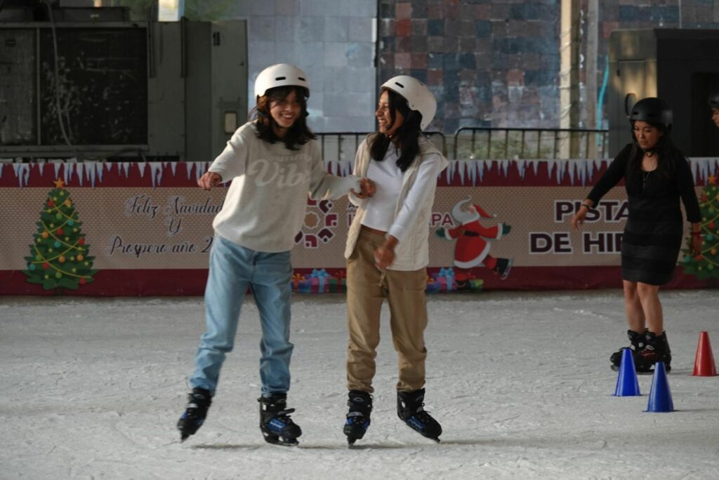 Pistas de hielo gratis en CDMX