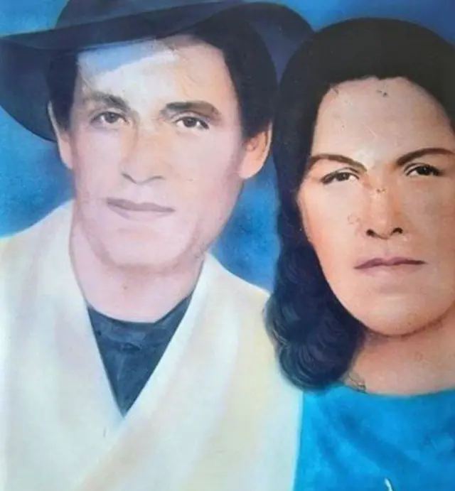 Foto coloreada de los padres de Antonio