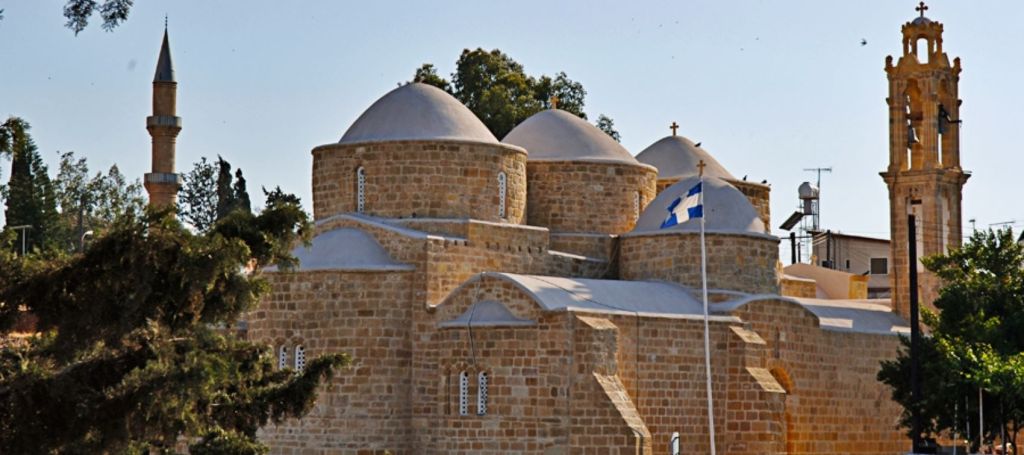 Basílica de Agios Varnavas e Ilarionas