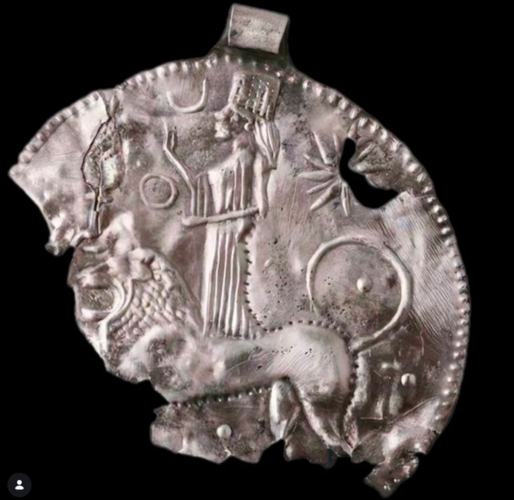 Colgante con representación de Ishtar