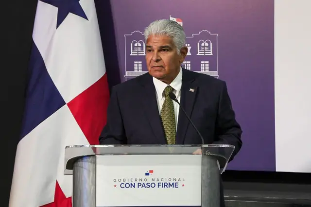 El presidente de Panamá, José Raúl Mulino, ofrece una conferencia de prensa sobre migración en el Palacio Presidencial en la Ciudad de Panamá el 19 de diciembre de 2024.