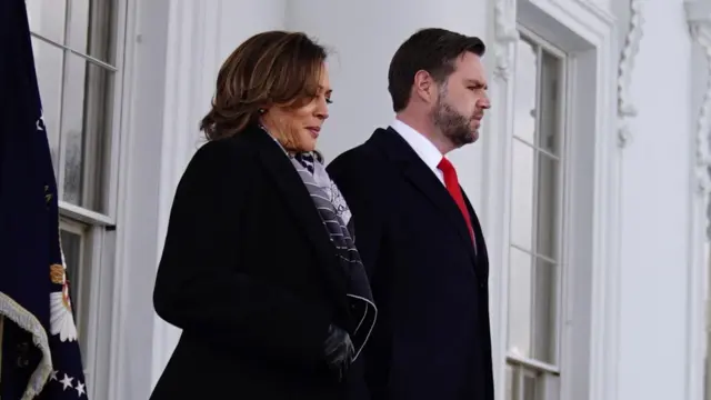 Kamala Harris y JD Vance