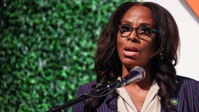 La representante Stacey Plaskett en Washington, DC