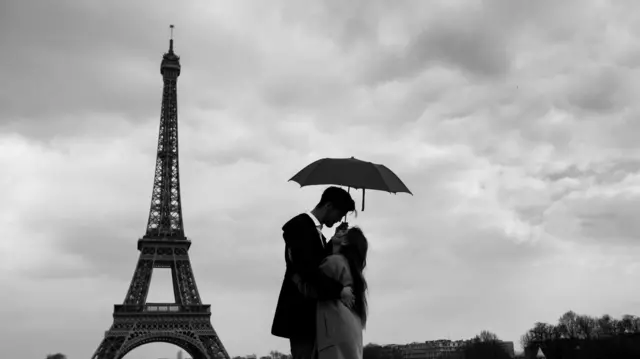 Pareja en París