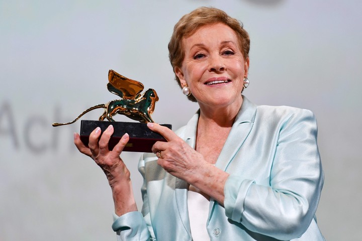 En 2019 Julie Andrews recibió un León de Oro por su carrera.
