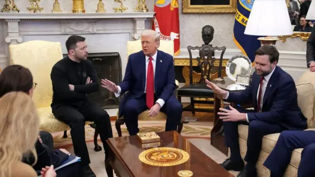 El presidente de Ucrania, Volodymyr Zelensky, en la Oficina Oval con Donald Trump y JD Vance