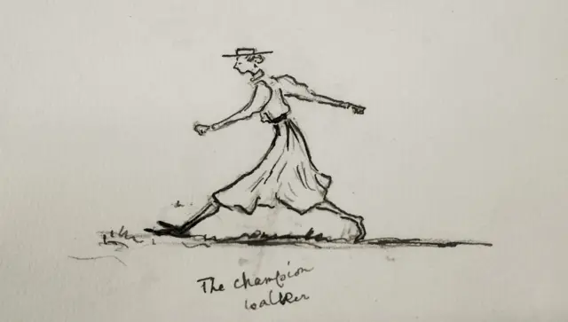 Bosquejo en carbón de ella caminando