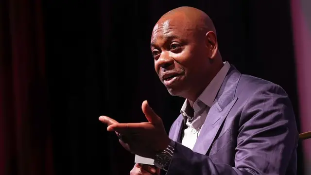 Dave Chappelle durante una presentación en EE.UU.