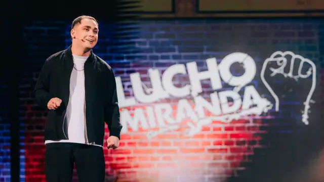 Lucho Miranda en una de sus presentaciones