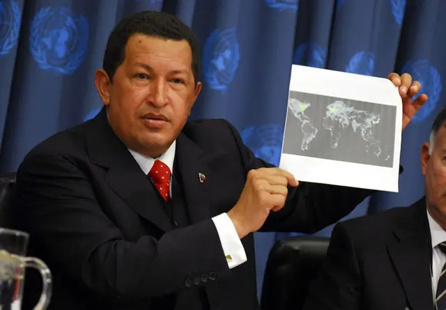 Hugo Chávez en 2006 ante la ONU.