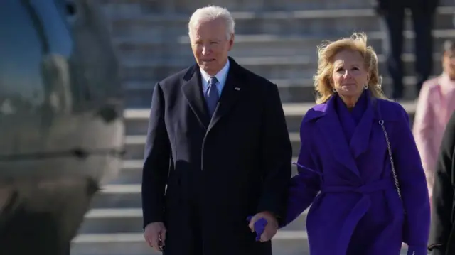 Expresidente de EE.UU. Joe Biden y su esposa, Jill Biden.