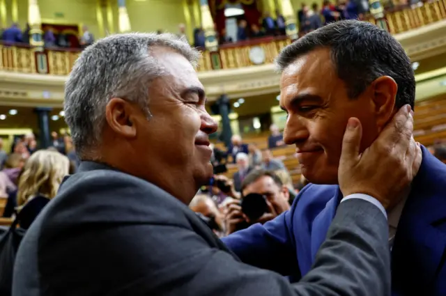 Santos Cerdán y Pedro Sánchez en el Congreso.
