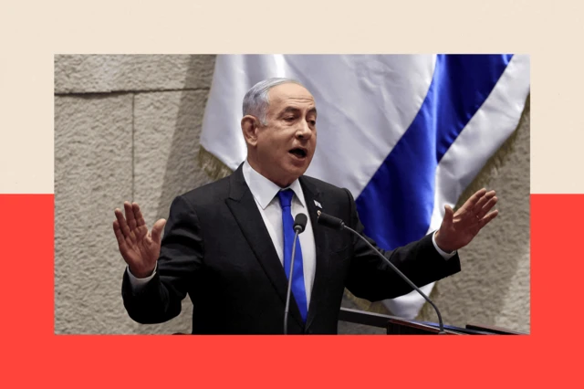 Benjamin Netanyahu, primer ministro de Israel, hablando desde un estrado