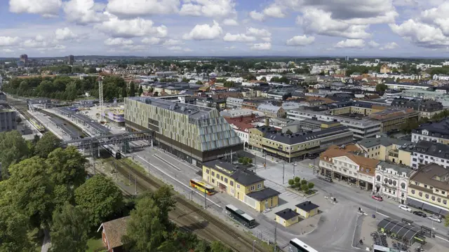 Vista panorámica de Växjö y sus bosques cercanos. 