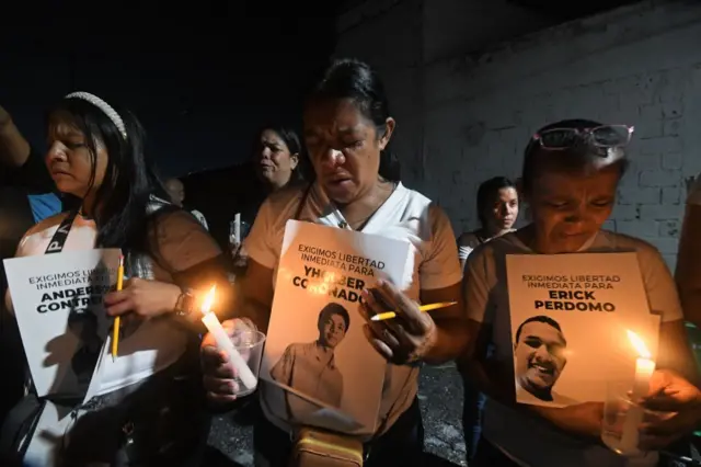 Madres de adolescentes detenidos