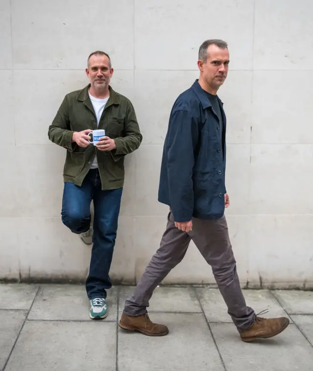 los doctores Xand y Chris van Tulleken