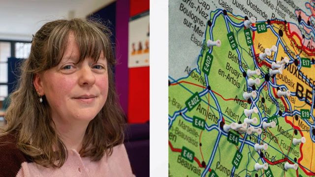 A la izquierda está Alexia Clark, una mujer con cabello castaño hasta los hombros, que lleva una sudadera rosa y burdeos. A la derecha hay un mapa verde y naranja que muestra Francia y Bélgica, con alfileres en varios lugares.