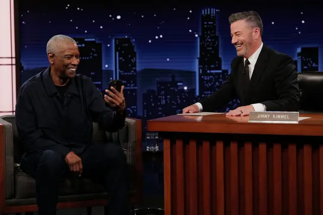 Jimmy Kimmel en entrevista con Denzel Washington