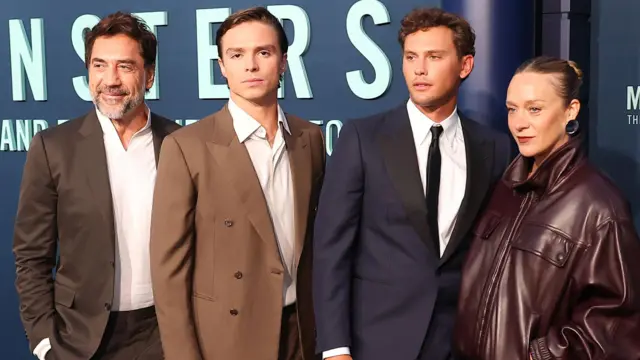 Javier Bardem, Nicholas Chavez, Cooper Koch y Chloë Sevigny en el estreno en Los Ángeles de 