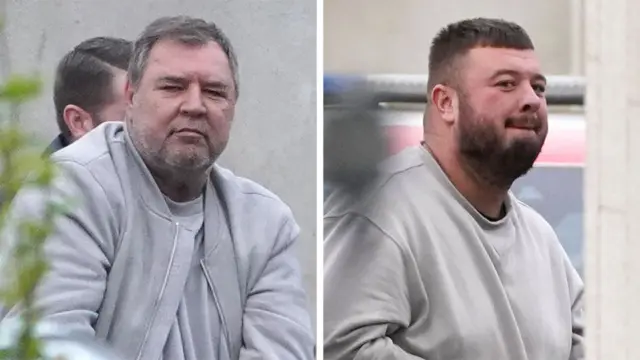 Foto del ucraniano Vitaliy Lapa y el inglés Jamie Harbron al entrar a la corte vestidos de gris.