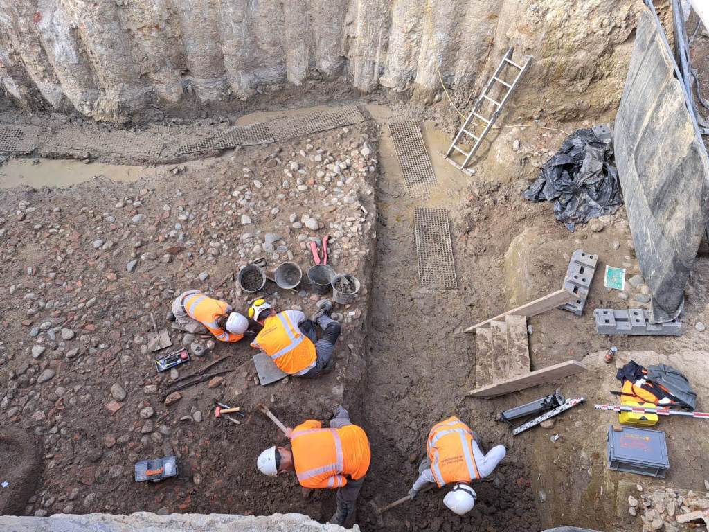 Excavación arqueológica en el metro de Tolosa