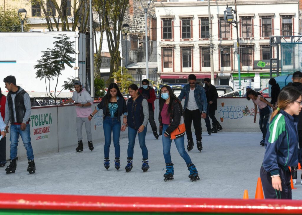 Pistas de hielo en CDMX