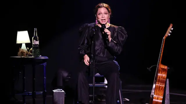 natalia lafourcade durante la gira de su nuevo disco
