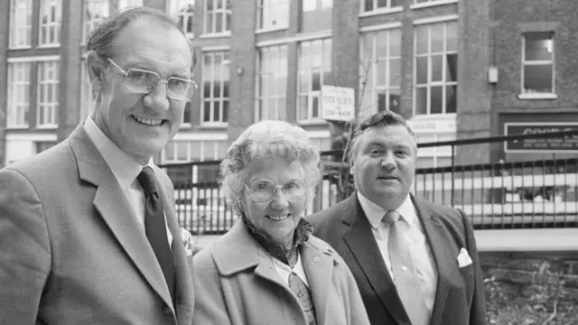 Charles Oxley,  Mary Whitehouse y Geoffrey Dickens 