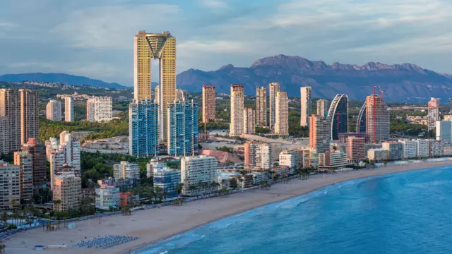 Vista aérea de la ciudad turística de Benidorm, en España