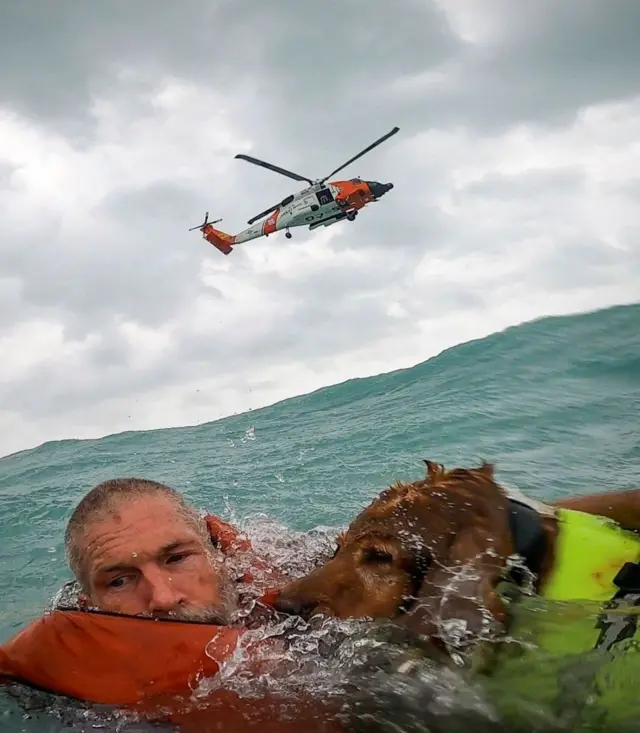 Un hombre y su perro fueron rescatados por los guardacostas estadounidense