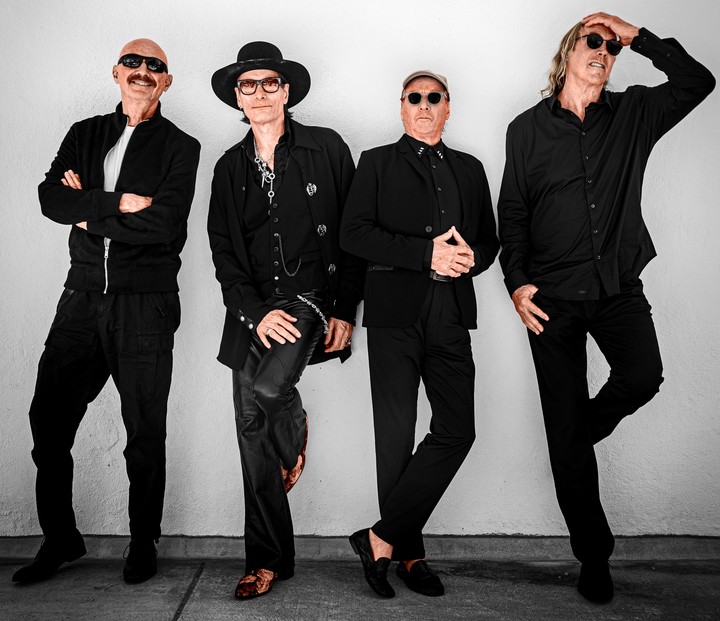 Grupo BEAT con Tony Levin y Adrian Belew, figuras de la versión ochentas de King Crimson. Foto de prensa