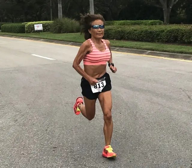 Jeannie Rice corriendo