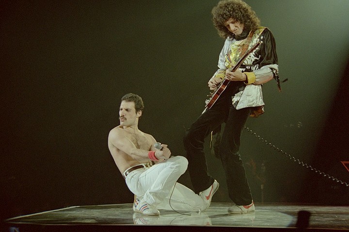 Freddie Mercury y Brian May en vivo con Queen en 1981 Foto: web oficial