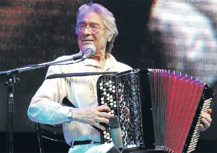 Raúl Barboza en la octava luna de Cosquín en 2011.