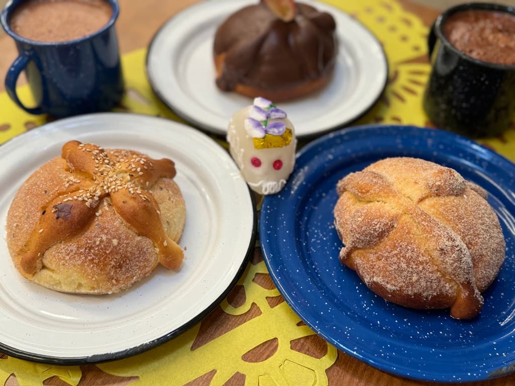  Pan de Muerto de Buñuelo  | Foto: Liz Basaldúa 