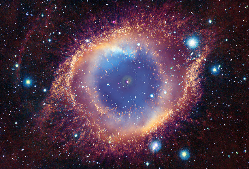 ¿Un mundo en destrucción en el corazón de la nebulosa planetaria de la Hélice?