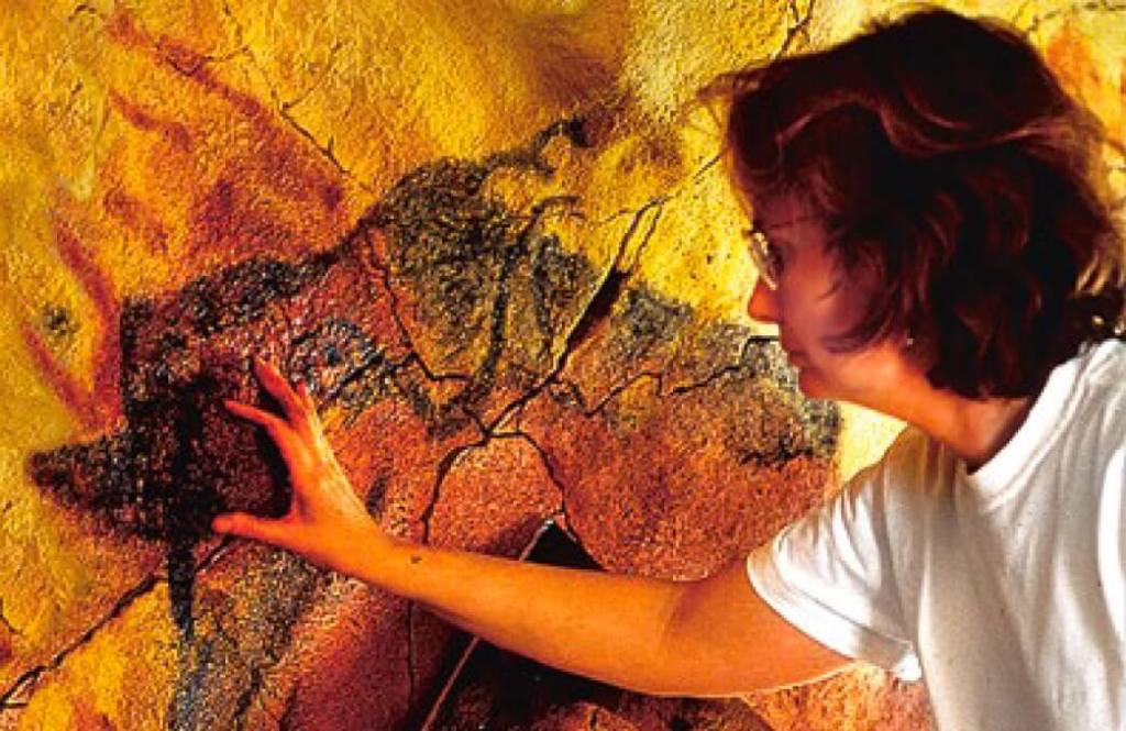 Los pigmentos, herramientas y procedimientos se replicaron siguiendo el orden y el gesto de los artistas paleolíticos.