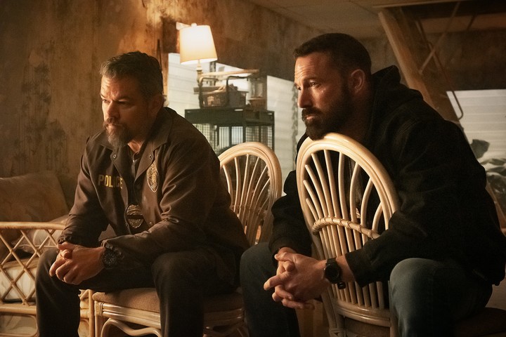El thriller con Matt Damon y Ben Affleck se estrena este viernes 16 por Netflix.