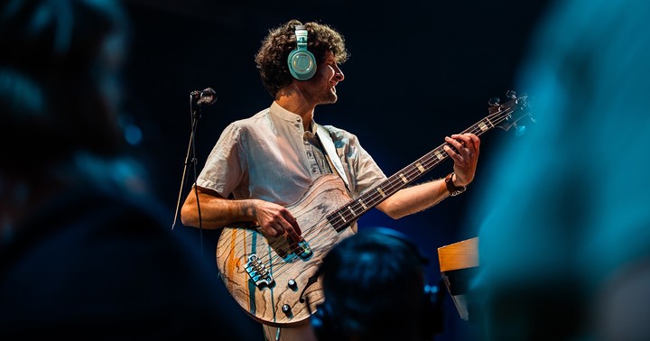 Michael League, de la banda grupo Snarky Puppy. Foto de prensa