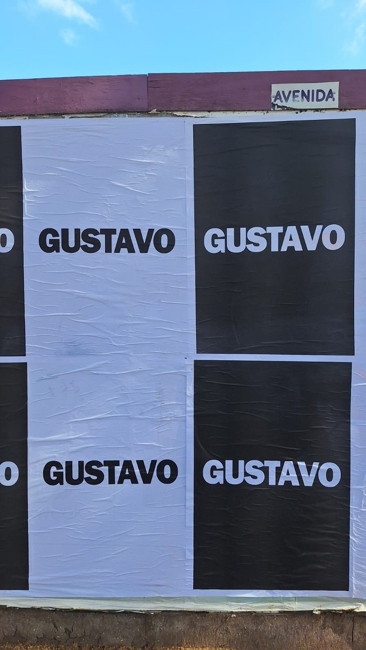 La campaña previa al anuncio de Soda Stereo fue con carteles en la vía pública con los nombres de pila de los músicos de la banda.