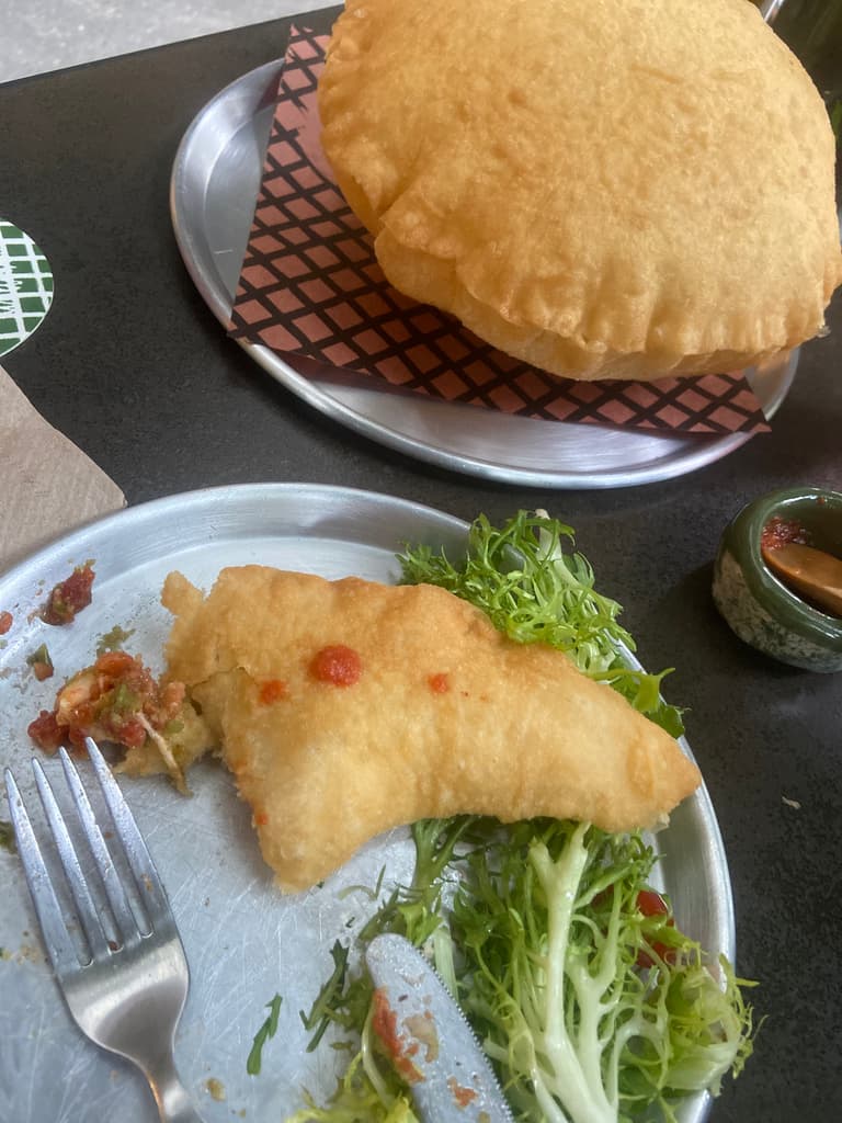pizza rellena chicharrón