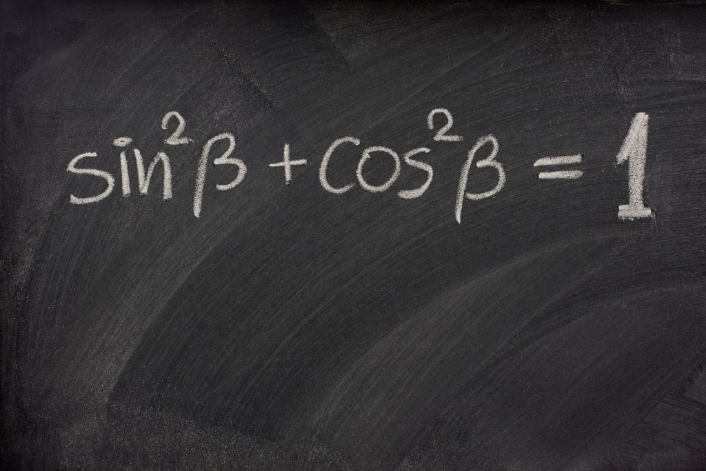 La fórmula fundamental de la trigonometría. 