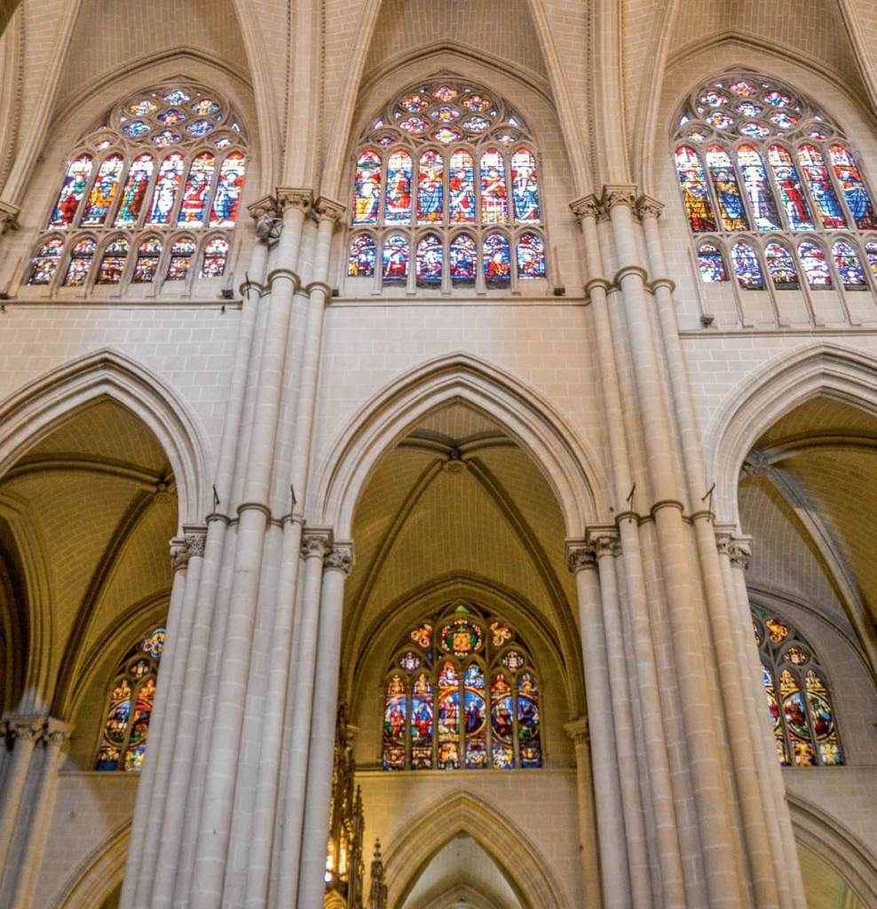 Interior de la catedral de Toledo