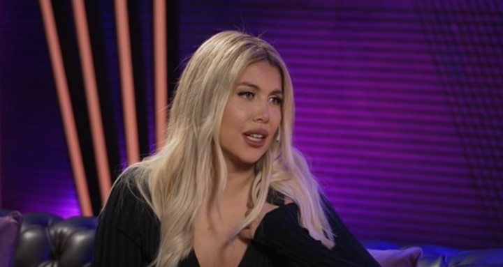 Wanda Nara en el programa de streaming de Grego Rosello. Captura video.