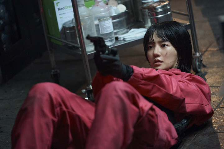 Park Gyuyoung, la actriz que compone a la jugadora rebelde, que quiere escapar como sea.