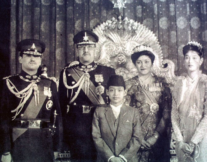 La familia real Nepalí