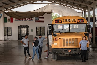 En el albergue Senda de Vida 1 permanece un autobús escolar que era utilizado para trasladas a migrantes a la frontera de México con Estados Unidos, desde Reynosa, Tamaulipas.