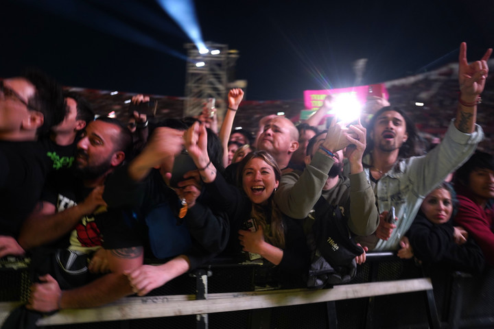 Los fans de Green Day en Huracán. Foto Guillermo Rodriguez Adami 